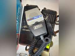 Midland Cb Mic with 2 Midland Triumph 10 Walkie Talkies