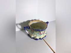 Decorative cracker jar