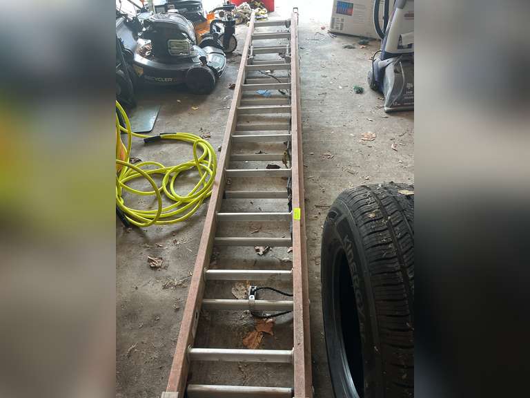 24' Extension Ladder