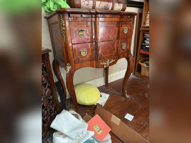2 drawer end table with inlay and other etched details
