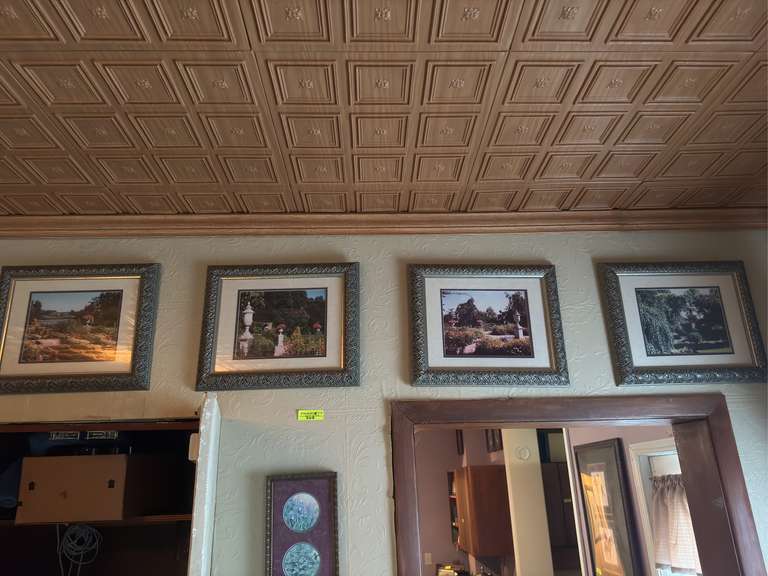 Framed garden pieces