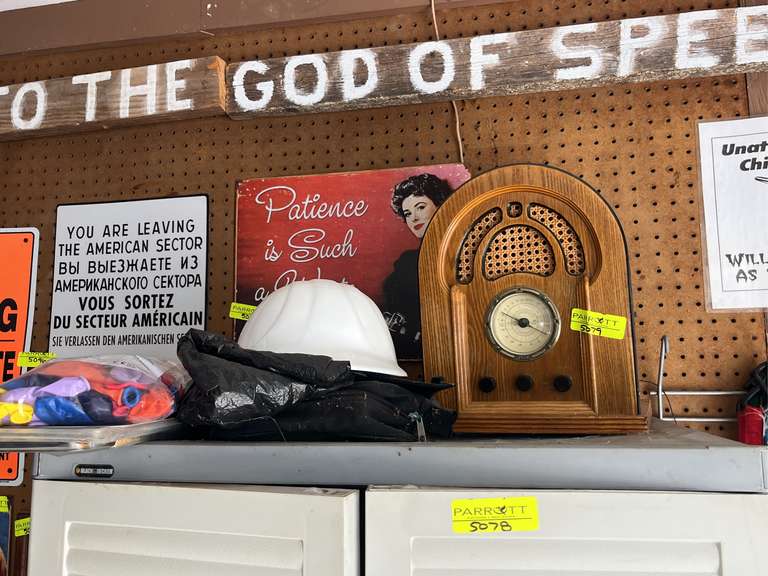 Spirit of St. Louis Collectors Edition Radio