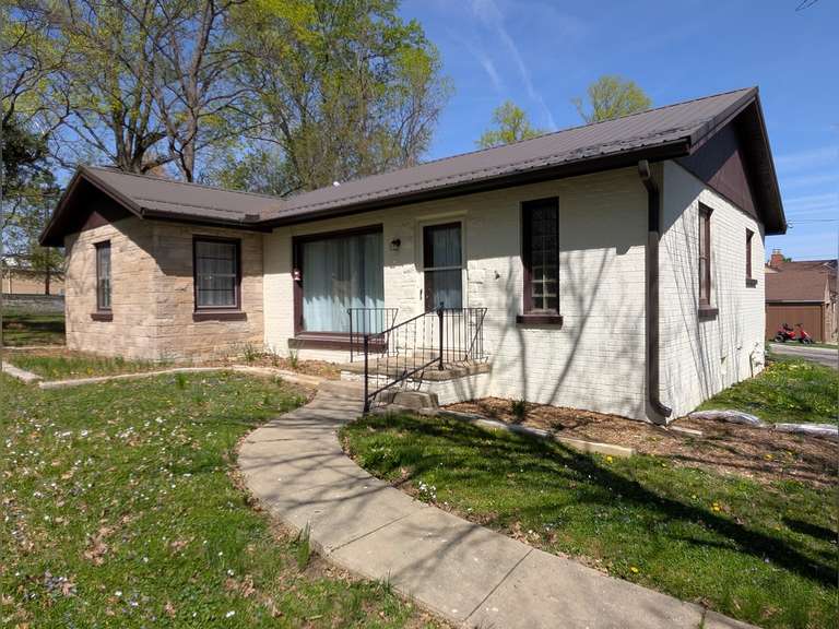 *SOLD* 2007 Jefferson, Lawrenceville, IL 62439