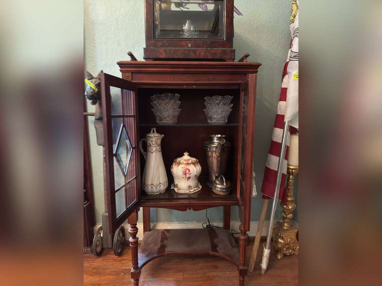 Liquor cabinet with 2 glass doors, chocolate pot, cracker jar and silver plate carafe