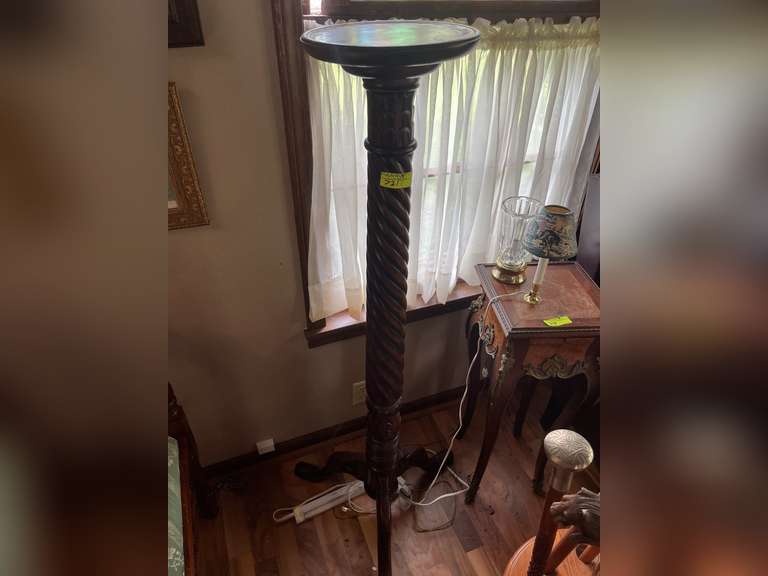 5 foot tall bust stand