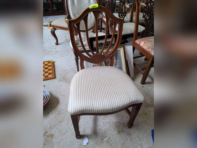 Formal dining table