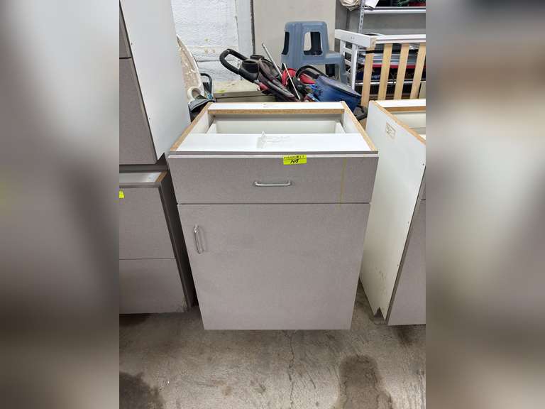 Gray tone door and drawer cabinet (L:24” X W:24” X H:34.5”)