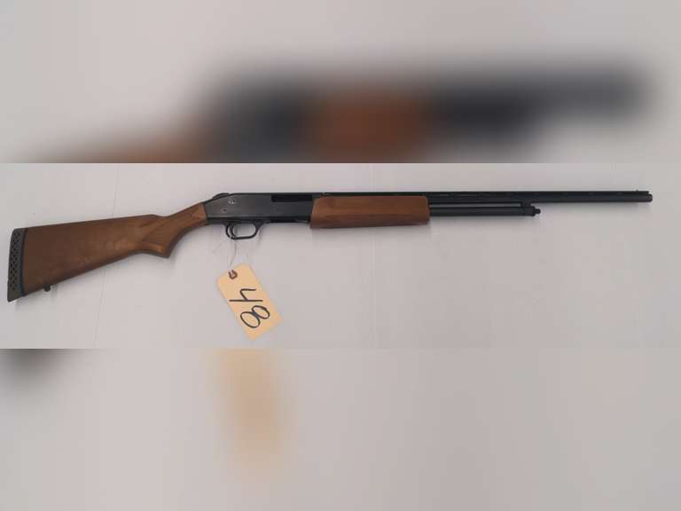 Mossberg 410 Gauge Pump Action Shotgun, 2.5" & 3" Shells/Chamber, Serial # V1889937