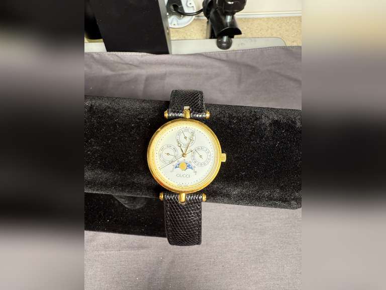 GUCCI Moon Pahe Men's Watch, Swiss Made, Black Leather Band, Quartz Movement