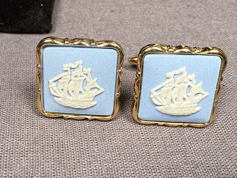 Figural Cuff Links