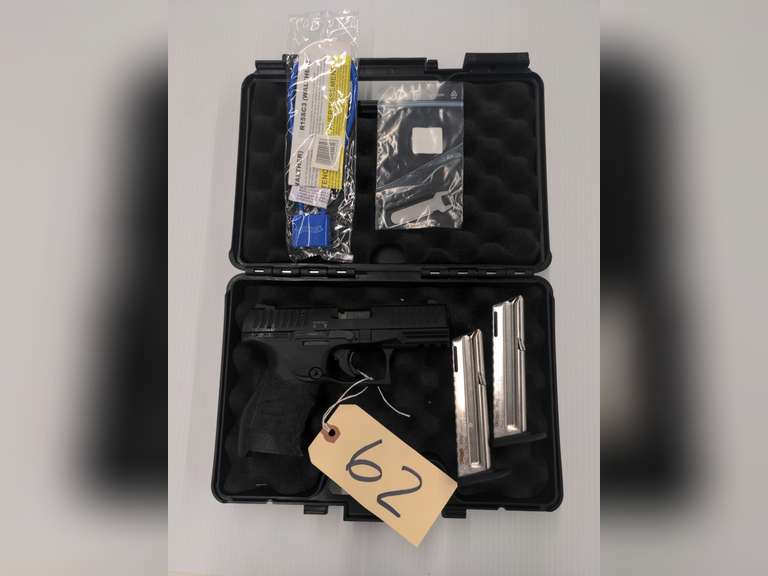 Walter PPQ .22LR Semiautomatic Pistol, 2 Magazines, Case, Lock, Serial # PP051251