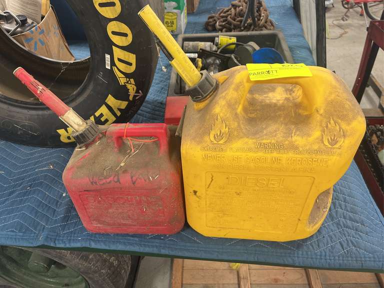 2 gas cans