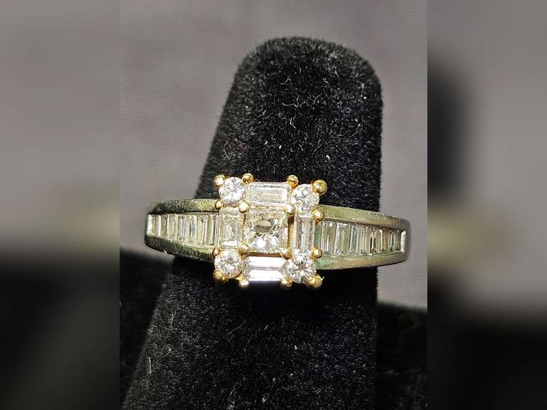 Platinum & 18K Gold Ring, 8.8 Grams
