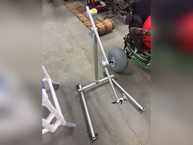 DynaVox mount