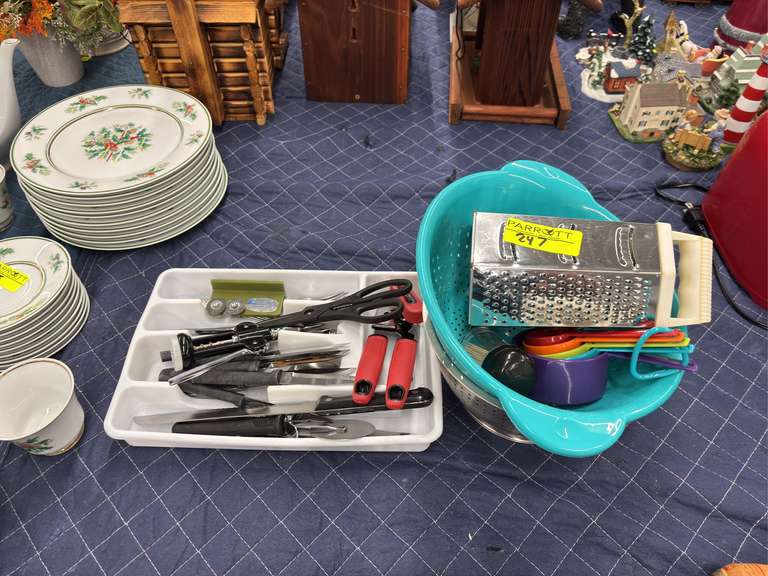 Various Kitchen Items