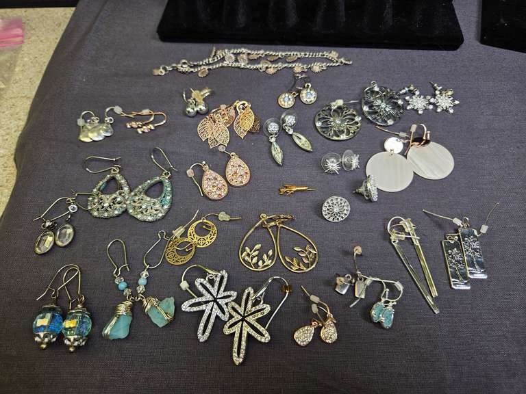 Misc. Costume Jewelry, Earrings, Etc.