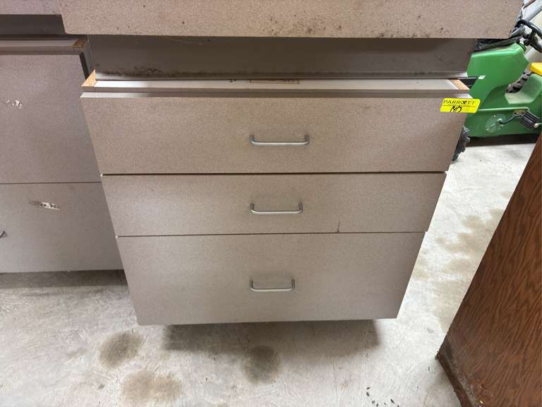 Gray tone drawer with 3 drawers (L:27” W:30” x H:28.5”)
