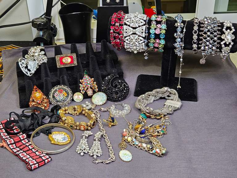 Misc. Costume Jewelry, Bracelets
