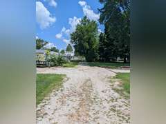 * NEW LISTING* 1807 15th Street, Lawrenceville, IL 62439