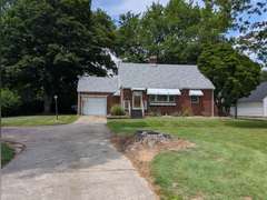* NEW LISTING* 10359 State Route 250, Lawrenceville, IL 62439