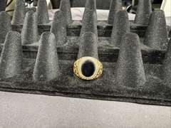 10K Gold Onyx Ring, Broken, 4.3 Grams
