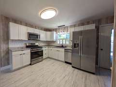 * NEW LISTING * 2301 Devonshire, Lawrenceville, IL 62439