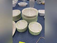 Noritake Ivory China "Reverie" Pattern (Pattern 7191) Set
