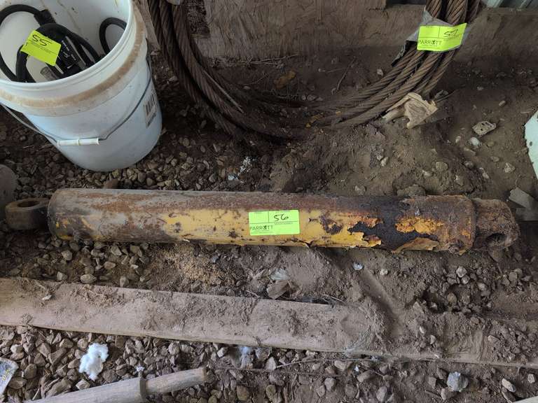 Large Hydraulic Cylinder