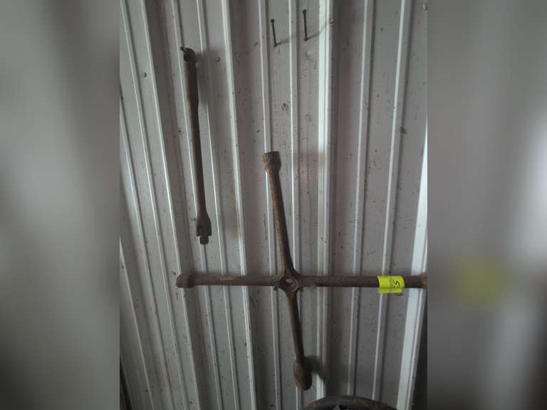 Heavy 4 Way Wrench and Large Breaker Bar