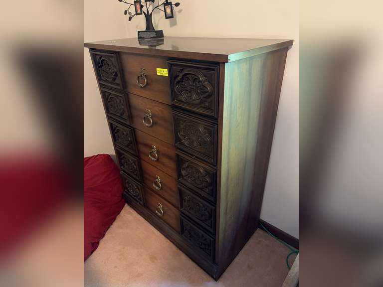 Mediterranean style 5 drawer chest of drawers