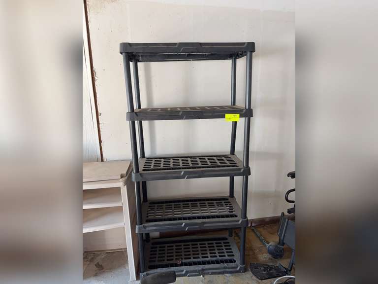 Plastic shelf unit