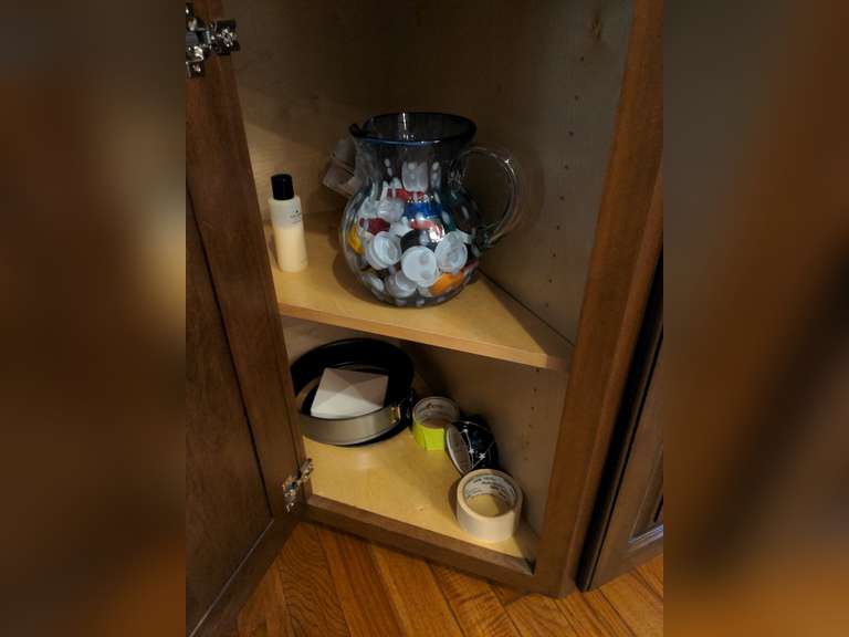 Glass pitcher, cheese cake mold, etc
