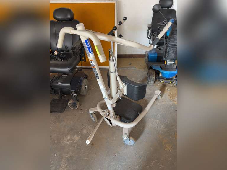 Invacare Get-U-Up chair lift