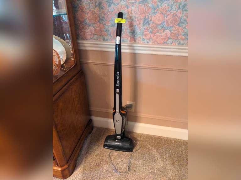 Portable Electrolux cordless vacuum