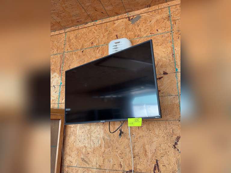 Wall mounted Roku TV