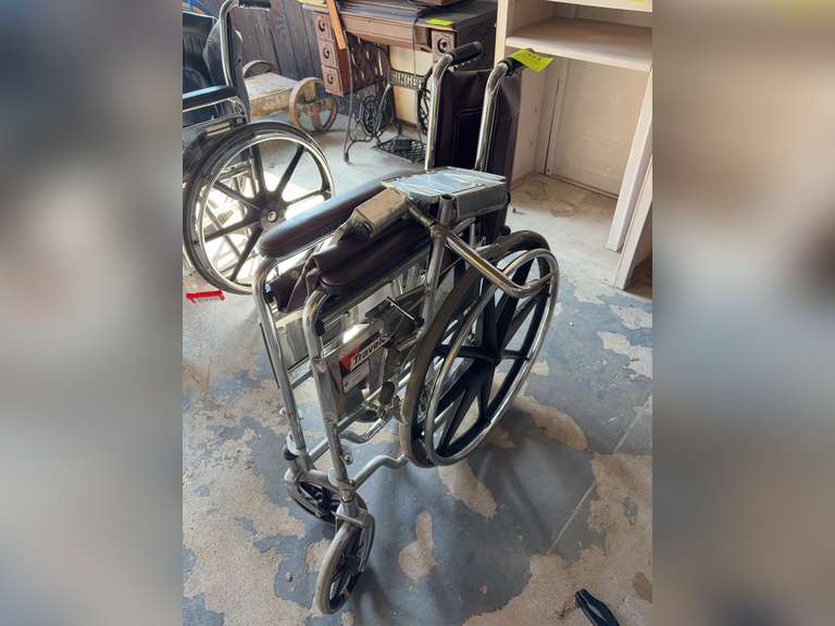 Traveler wheelchair