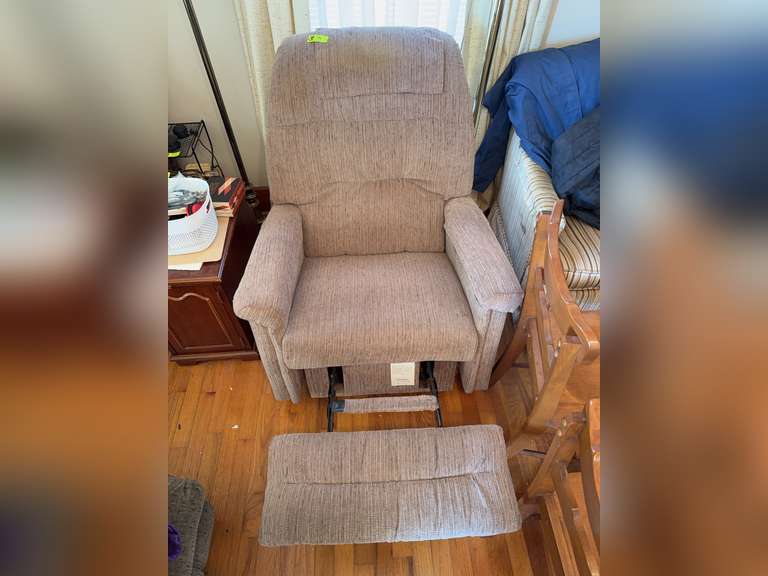 Light Tan LA-Z-BOY RECLINER