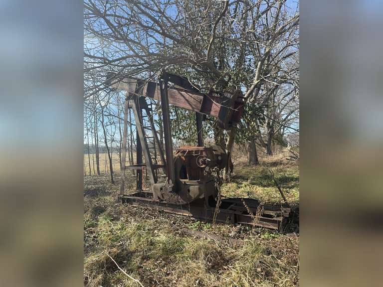 Oil Well D-12 with Pipe Base