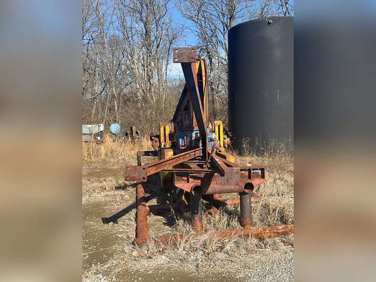 57 Lufkin with pipe base