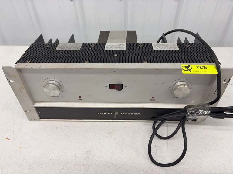 Crown DC-300A power amplifier Serial NO. 28989