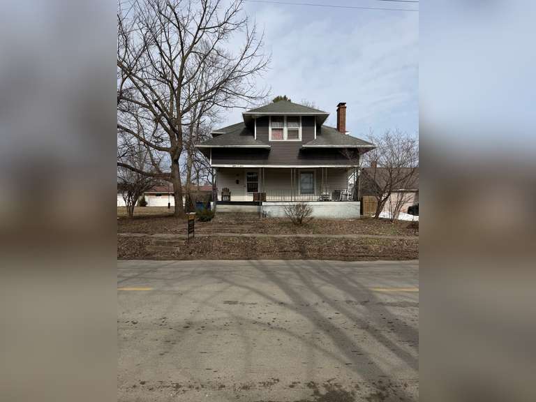 NEW PRICE!!!-1507 LEXINGTON AVE, LAWRENCEVILLE, IL, 62439