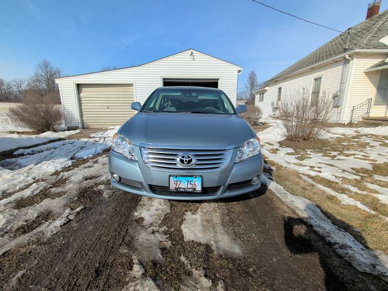Toyota Silver Avalon 2008 XLS