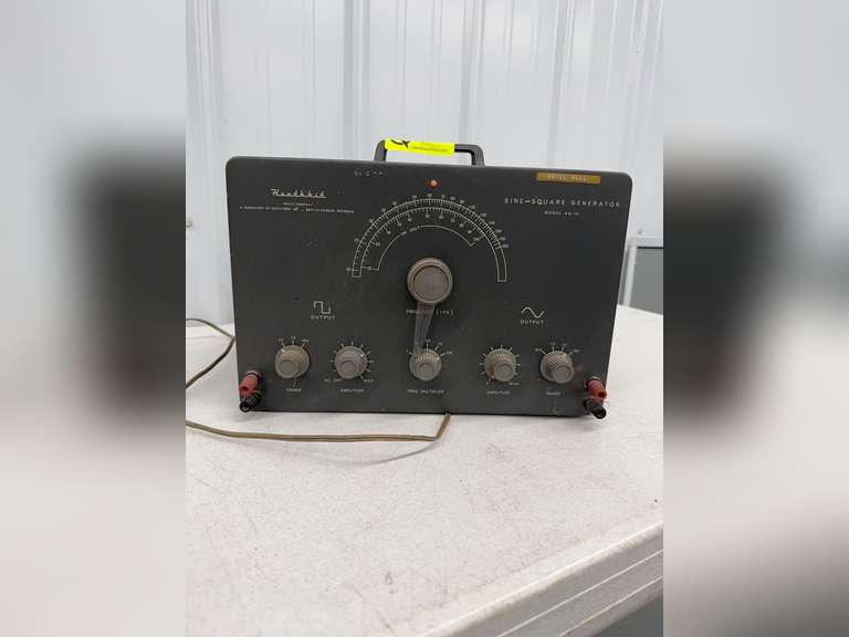 Heath Company Sine-Square Generator Model(AG-10)