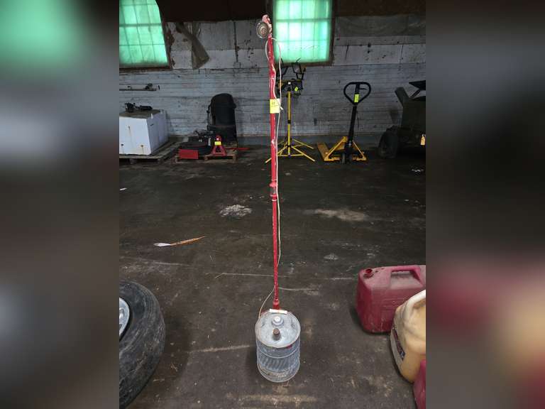 Vintage floor lamp & galvanized can