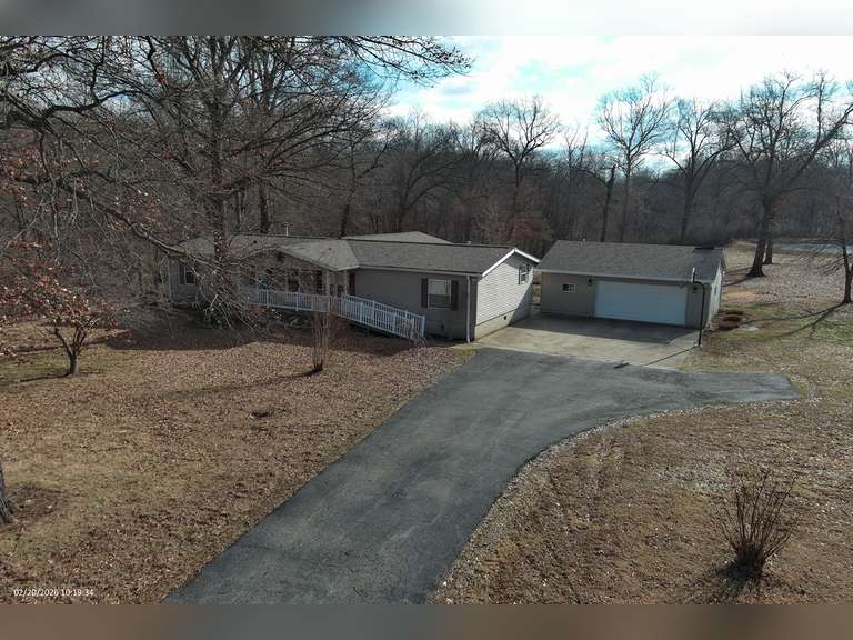 * NEW LISTING * 11753 N. 1050th Street, Robinson, IL 62454