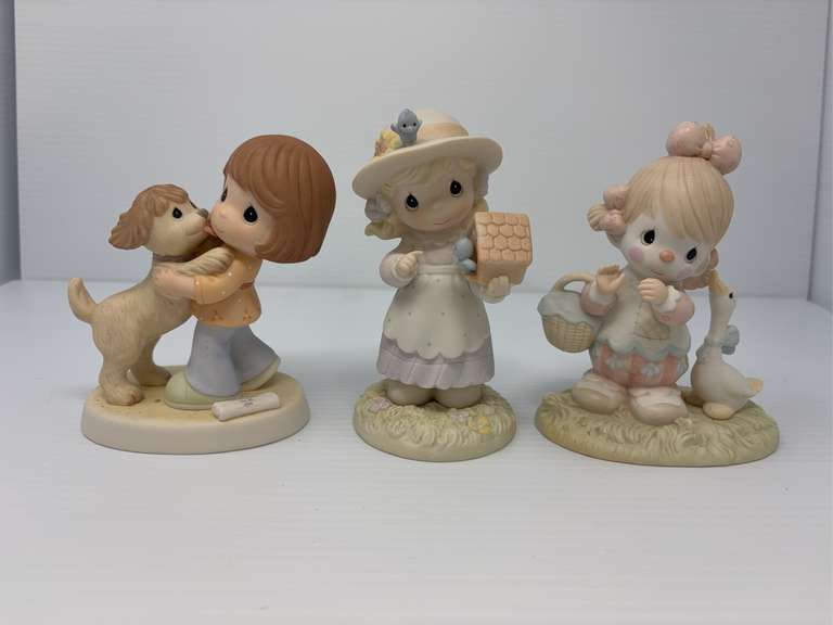 Lot of 4 Precious Moments