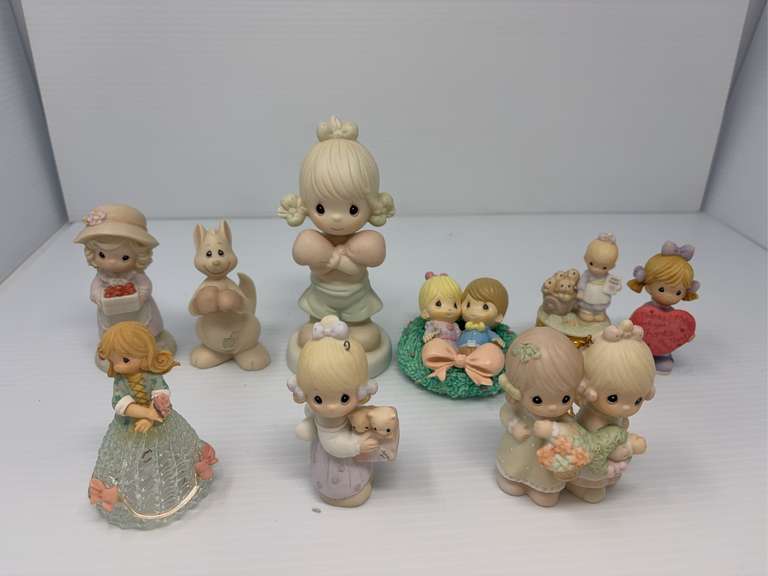 Lot of 6 Precious Moments