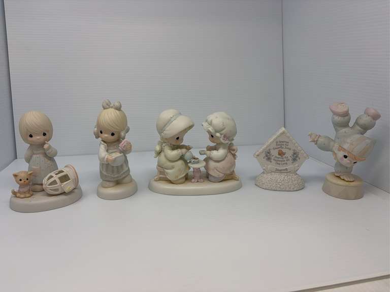 Lot of 5 Precious Moments