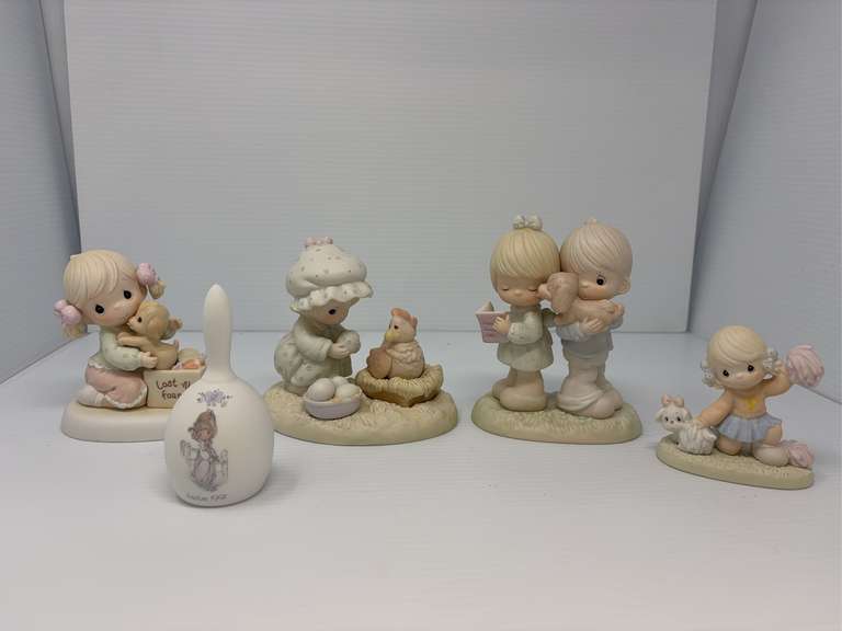 Lot of 4 Precious Moments and 1 Bell