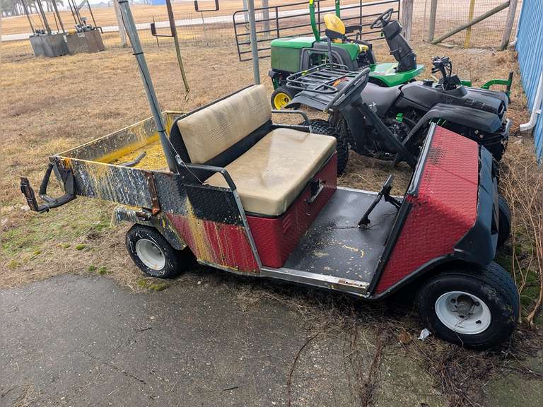 EZ GO Gas Powered Golf Cart, Has been Sitting